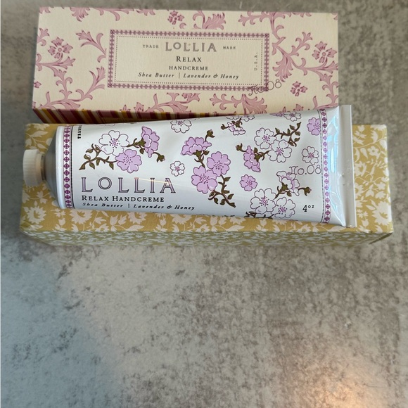 Lolli Relax Handcreme with Pink Floral Accents - Picture 1 of 4